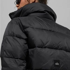 ALO NWT Yoga Women's Black Puffer Jacket